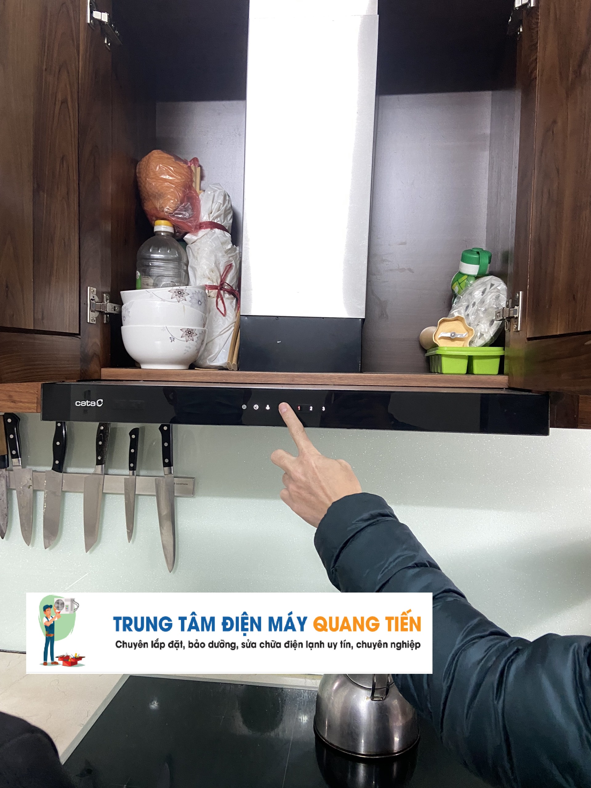Sửa chữa máy hút mùi tại Dịch Vọng